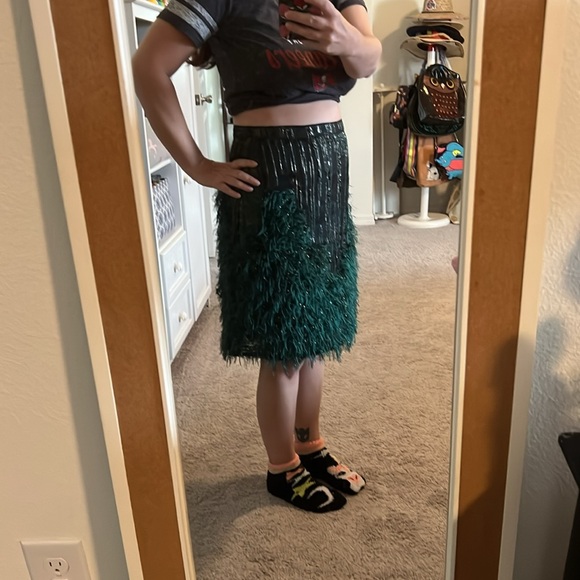 NWT Maeve by Anthropologie Green Feather Skirt - Size 8 - Picture 11 of 11